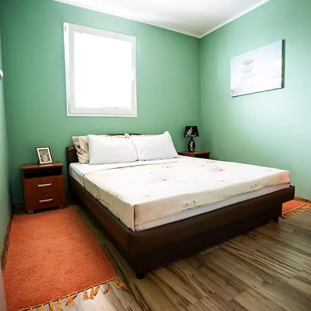 Zlatni Prag - Hébergement de vacances